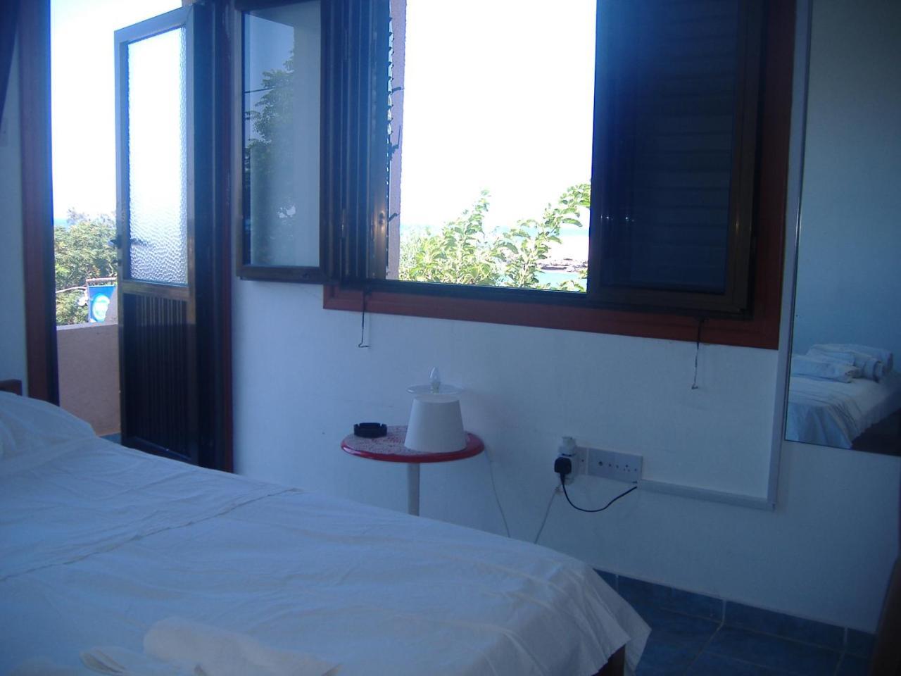 Theresa Hotel At Karpaz Peninsula Ayia Trias Kültér fotó